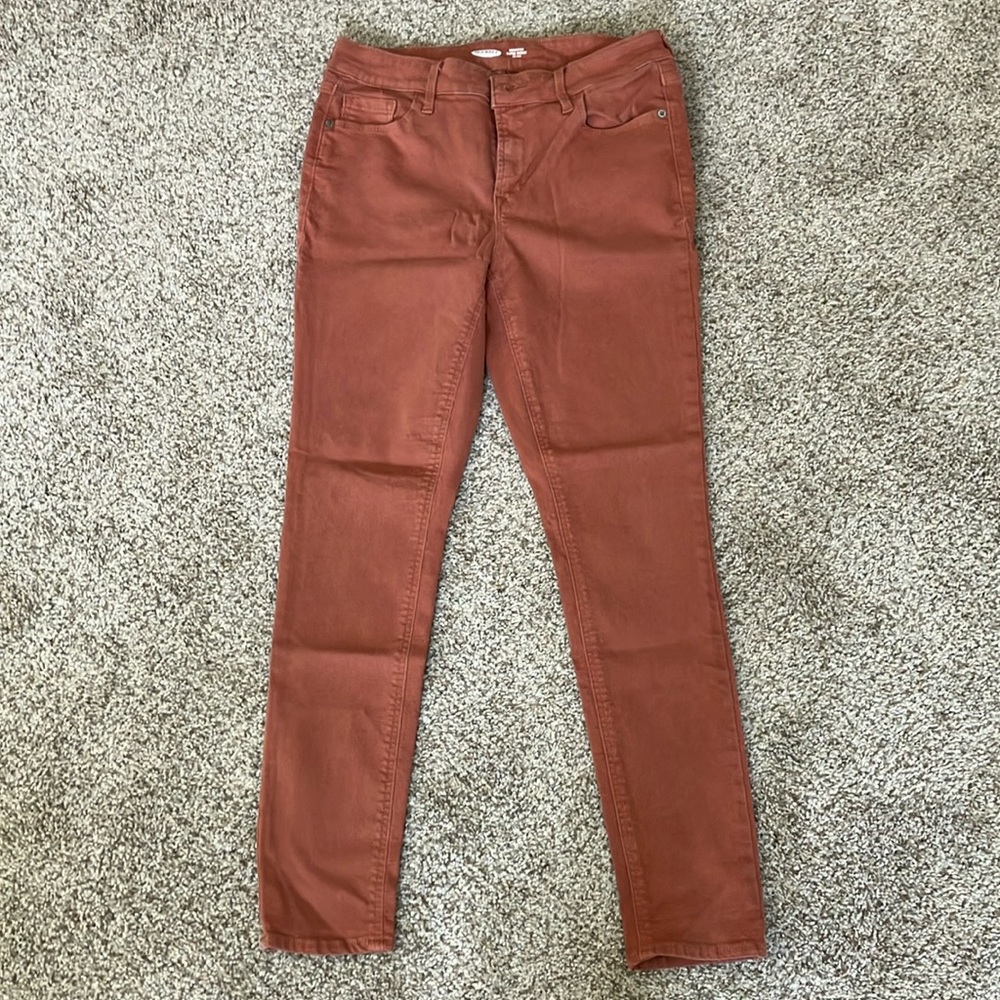 Old Navy Rockstar size 10 super Skinny Women’s Jeans. “Pretty Penny”.